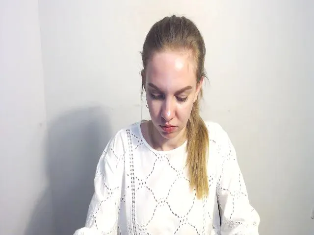 Live sex webcam photo for HappySecret_ #254261726