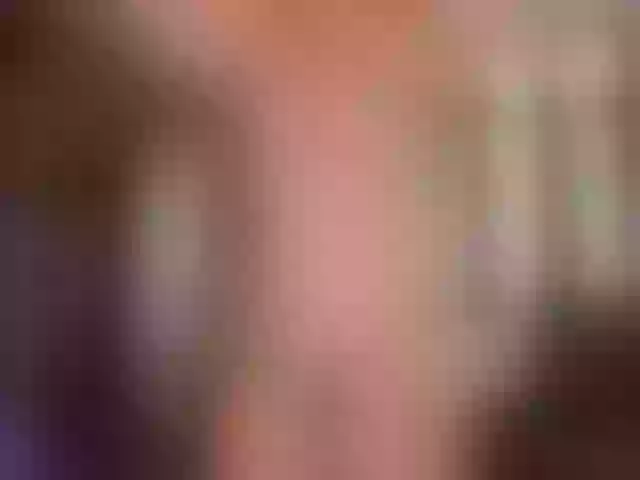 Live sex webcam photo for JenniferLuvv #263618952