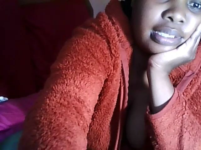 Live sex webcam photo for ebonyslut95 #258508851