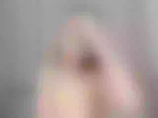 Live sex webcam photo for LinYaoKiss #259097781