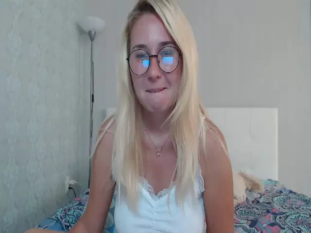 Live sex webcam photo for BAHAMA_NIGHT #262007632