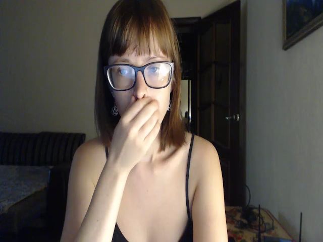 Live sex webcam photo for SmallUniverse #254090176