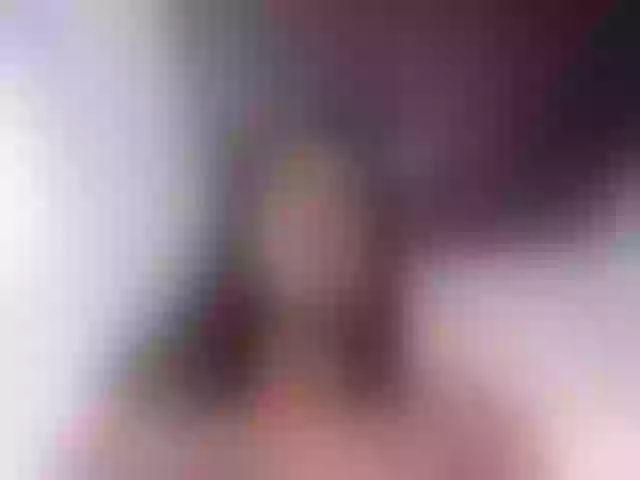 Live sex webcam photo for White_Snow_ #254772813