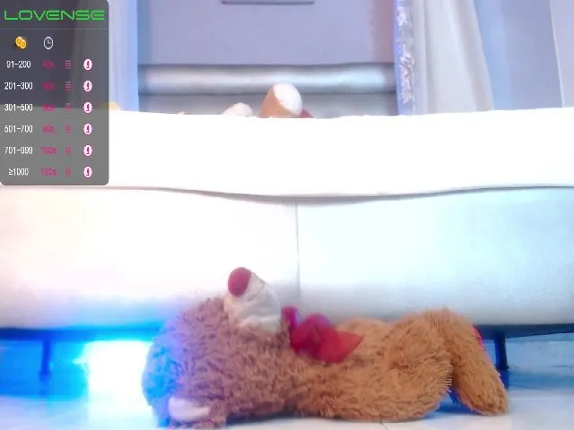 Live sex webcam photo for Sofia_ebony #259382281