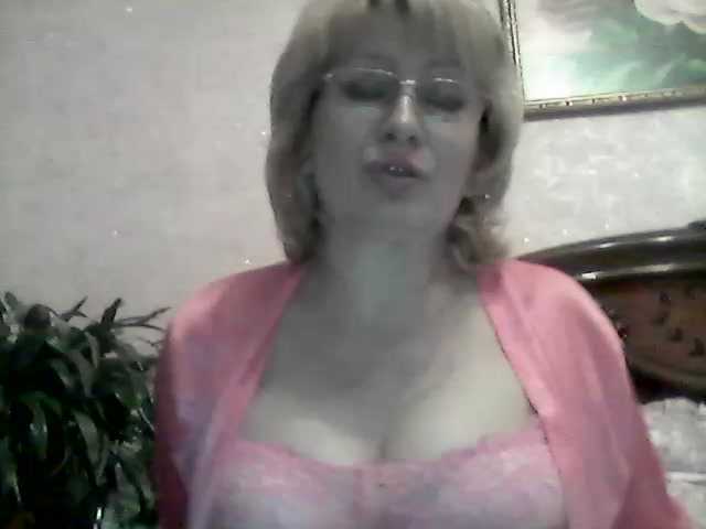 Live sex webcam photo for Ur-Mami #240973089