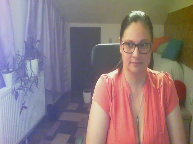 Live sex webcam photo for boosty4you #254588834