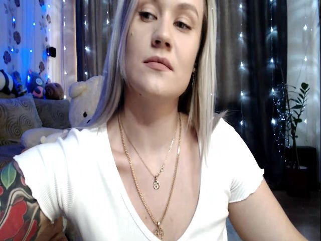 Live sex webcam photo for RoomOfBears #254775862