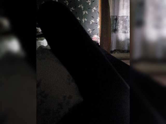 Live sex webcam photo for MayMalay1998 #263390145