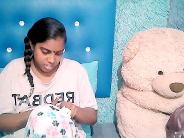 Live sex webcam photo for Indianpride #264139371