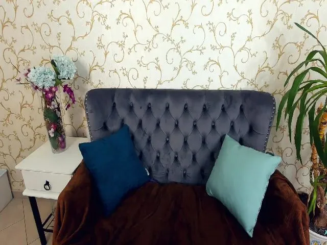 Live sex webcam photo for KeysyRock #263901153