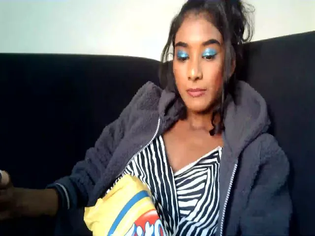 Live sex webcam photo for dirtyrissa69 #260699320