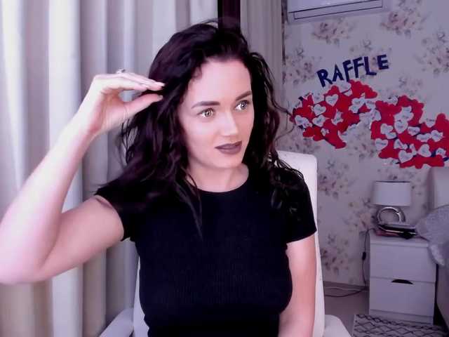 Live sex webcam photo for jessykm123 #241018070