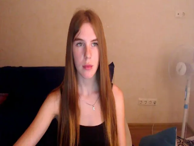 Live sex webcam photo for Vesnyshka #262323467