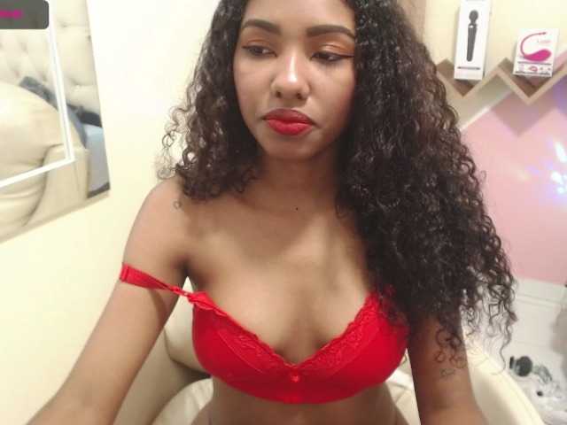 Live sex webcam photo for blaackmoon #259925796