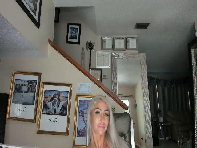 Live sex webcam photo for ADRIANA_FOX #264962723