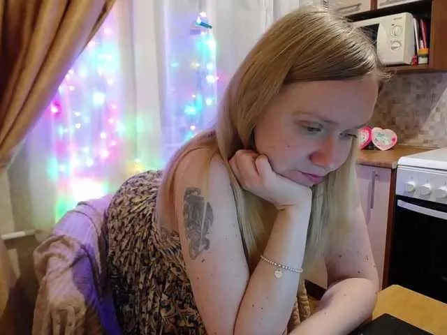 Live sex webcam photo for Fortuna3106 #242373089