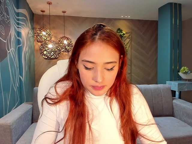 Live sex webcam photo for Tulipa1 #247971942