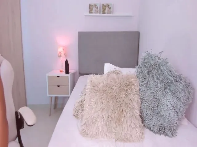 Live sex webcam photo for Jessy_Fisher #260768365