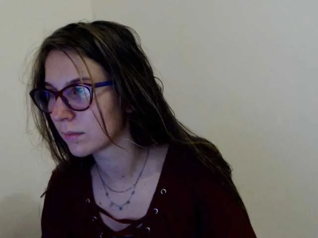 Live sex webcam photo for Emmi-li #245427989