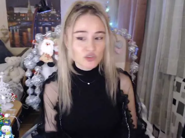 Live sex webcam photo for xyliganka777 #240906540