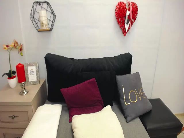 Live sex webcam photo for LaylaFantasy #259307191