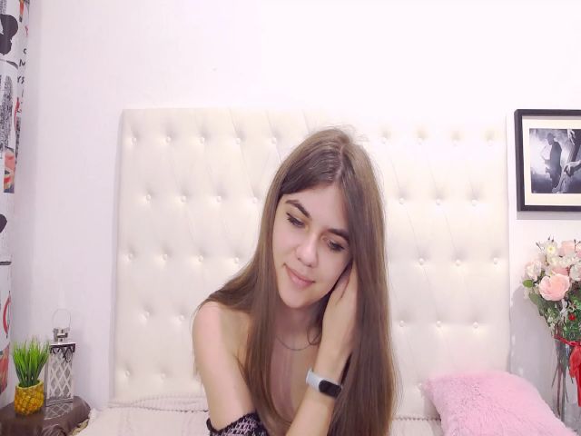 Live sex webcam photo for Carrrie_ #254789324