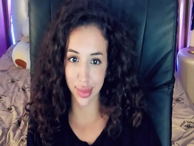 Live sex webcam photo for Simba_Leo #252486156