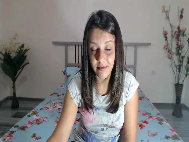 Live sex webcam photo for Ceraselalove #259911800