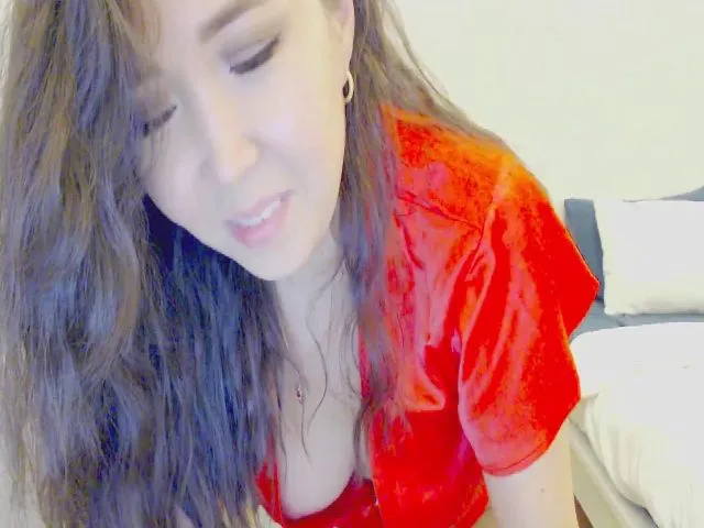 Live sex webcam photo for SoliLita #261488441