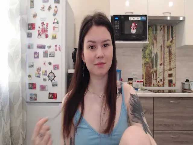Live sex webcam photo for WonderXGirlXX #252995419