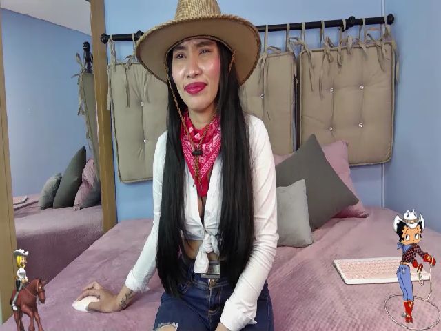 Live sex webcam photo for Alanna_Brown #255449630