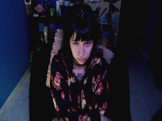 Live sex webcam photo for umaru_michae #255612652