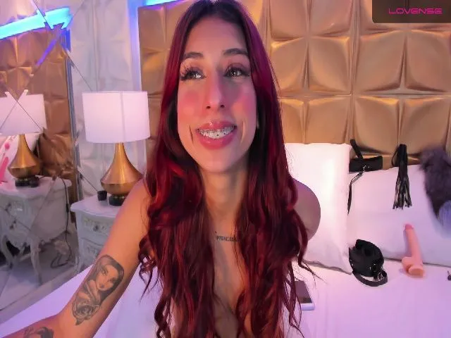 Live sex webcam photo for CandyLaw_ #256363658