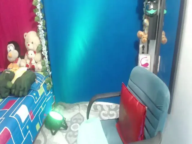 Live sex webcam photo for SharomSweet #259579330