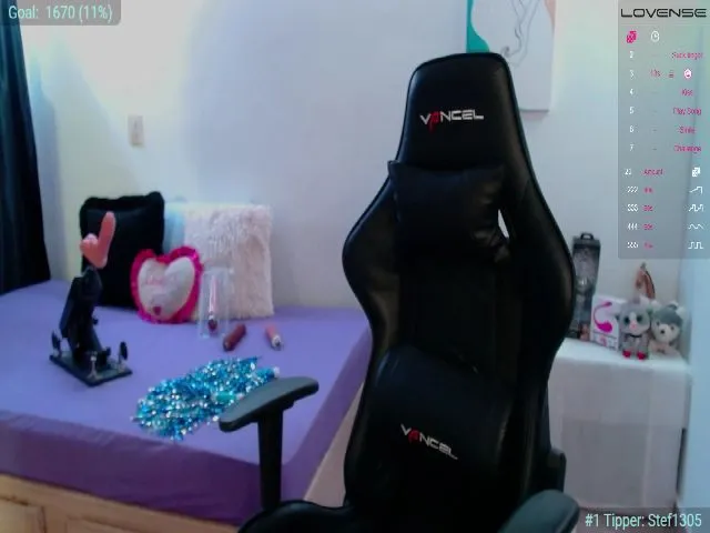 Live sex webcam photo for Turquesaxx #253265045