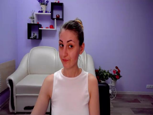 Live sex webcam photo for Tifany_Flin #259263009