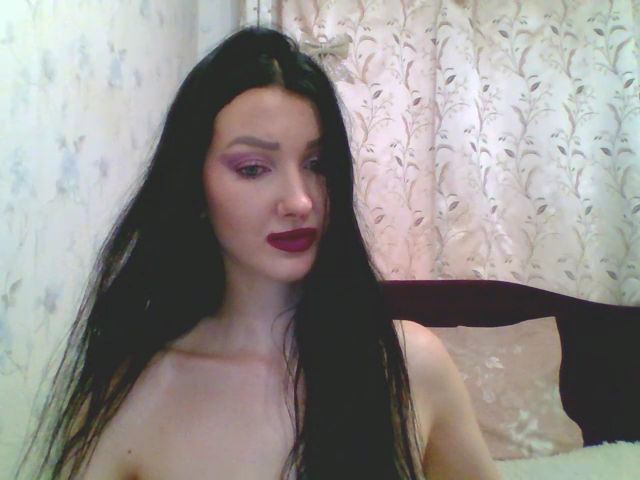 Live sex webcam photo for GirlPlayy #254976189