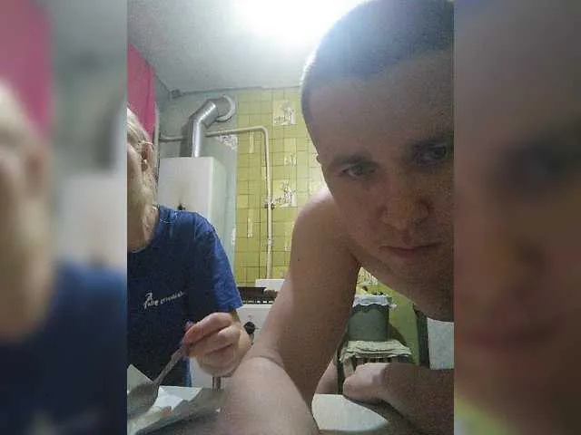 Live sex webcam photo for AlinaPixel #261721303