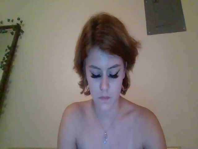 Live sex webcam photo for wetlittleluna #260476907