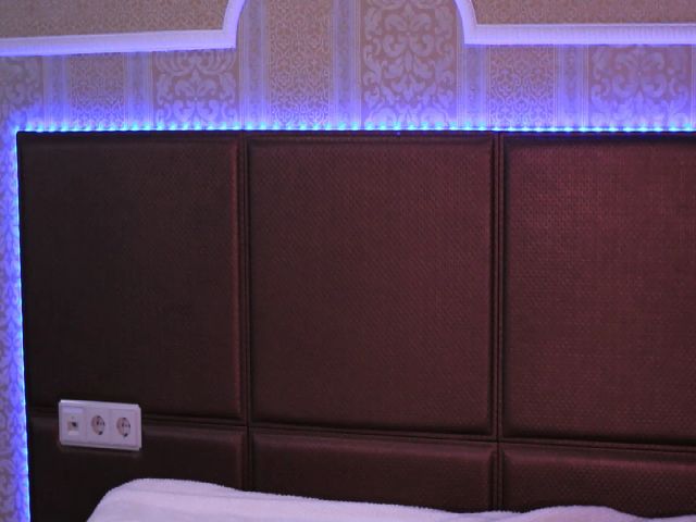 Live sex webcam photo for Eva_Roses #259905583