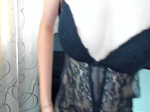 Live sex webcam photo for ChrissyDi #255901251