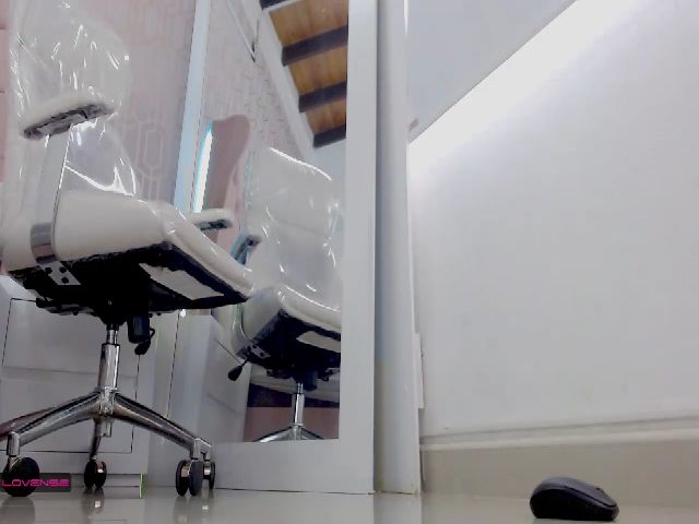 Live sex webcam photo for Eva_adamss #255994322