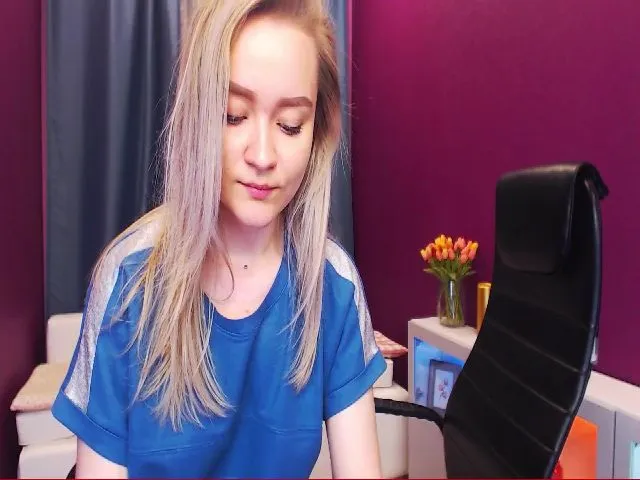 Live sex webcam photo for Kara_Smith #254306784