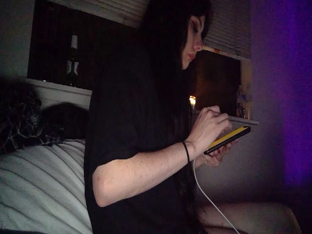 Live sex webcam photo for LilithLucid #257385787