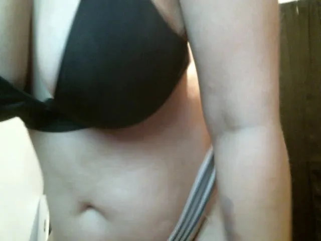 Live sex webcam photo for Bouncinbootie #259069796