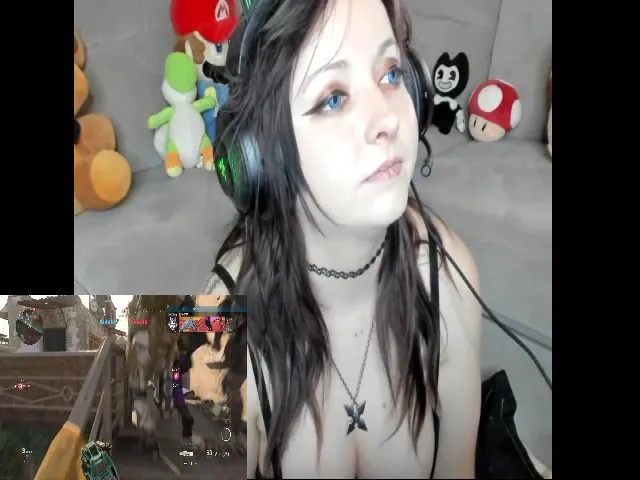 Live sex webcam photo for PrincessBluu #262724245