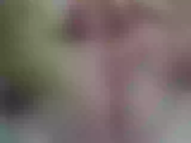 Live sex webcam photo for Mssbombom_ #252392625