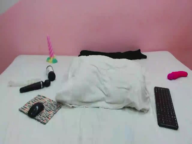 Live sex webcam photo for Sarajoness_ #260389805