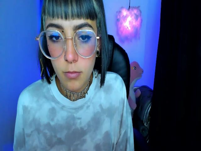 Live sex webcam photo for Angelsiinner #259978601