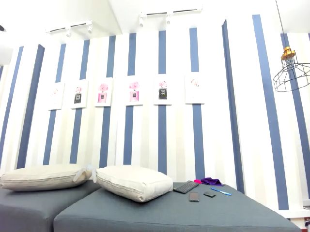 Live sex webcam photo for Tatiana_Lion #256171264